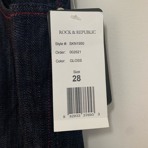 Rock & Republic 5 pocket Skinard Jean - Picture 8 of 12